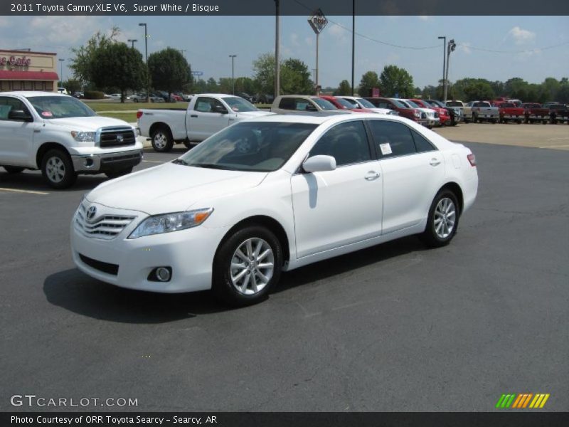 Super White / Bisque 2011 Toyota Camry XLE V6
