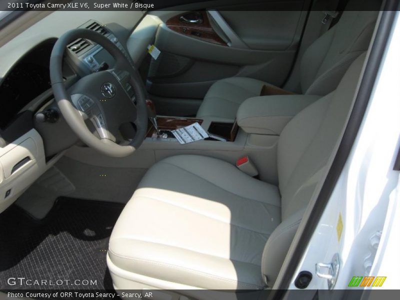 Super White / Bisque 2011 Toyota Camry XLE V6