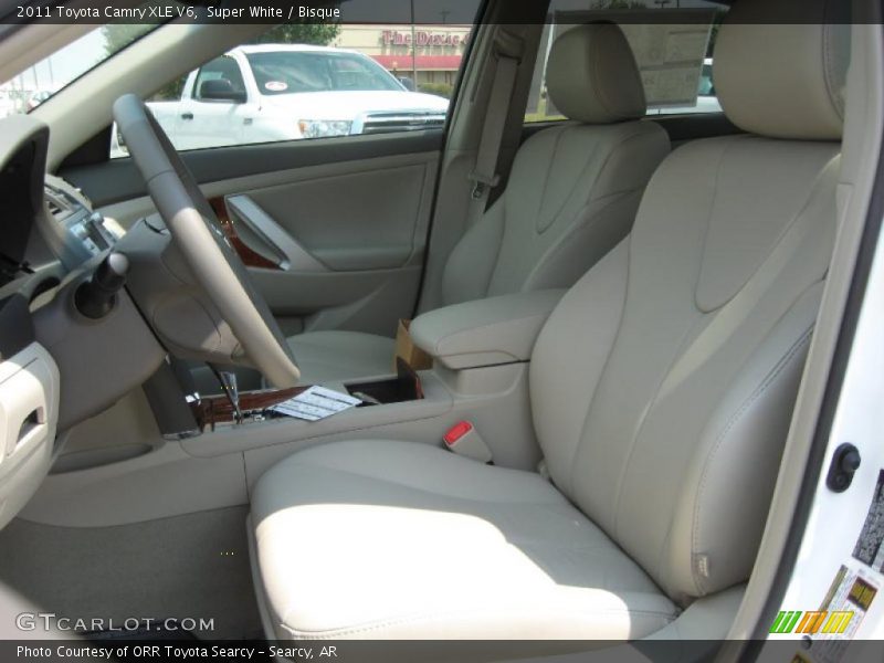 Super White / Bisque 2011 Toyota Camry XLE V6