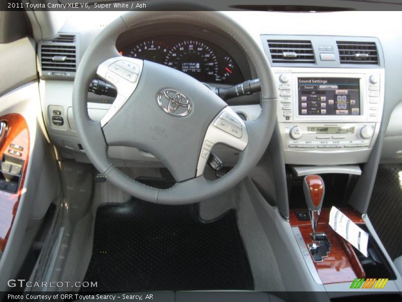 Super White / Ash 2011 Toyota Camry XLE V6