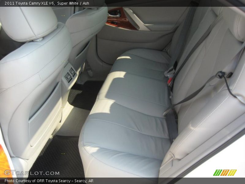 Super White / Ash 2011 Toyota Camry XLE V6