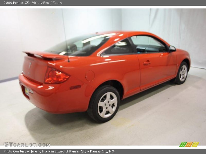 Victory Red / Ebony 2009 Pontiac G5