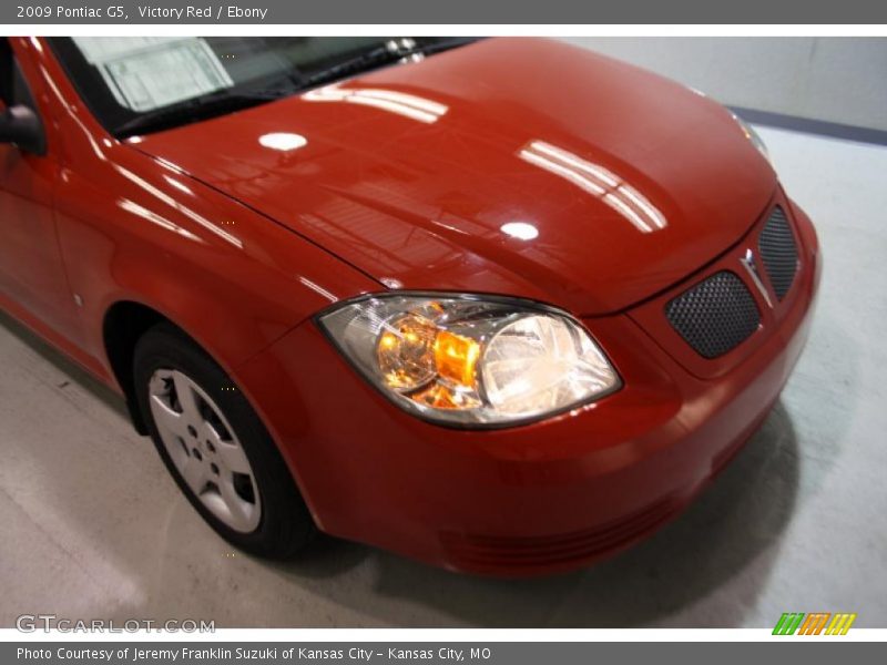 Victory Red / Ebony 2009 Pontiac G5