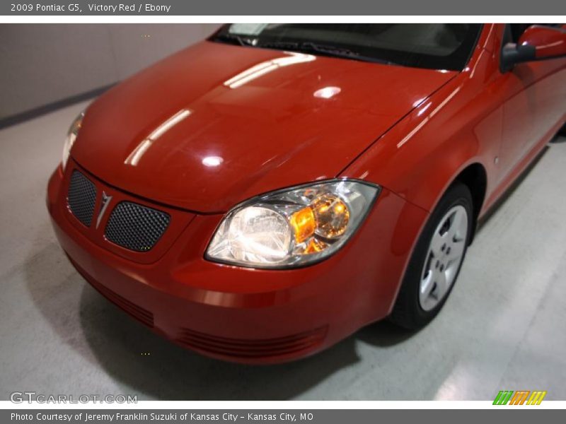 Victory Red / Ebony 2009 Pontiac G5