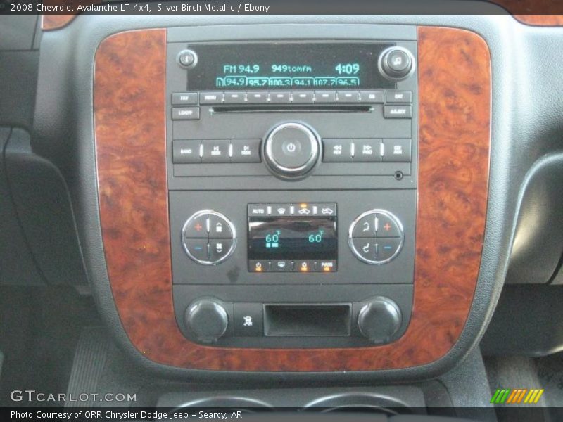 Silver Birch Metallic / Ebony 2008 Chevrolet Avalanche LT 4x4