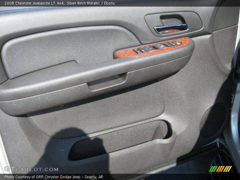 Silver Birch Metallic / Ebony 2008 Chevrolet Avalanche LT 4x4