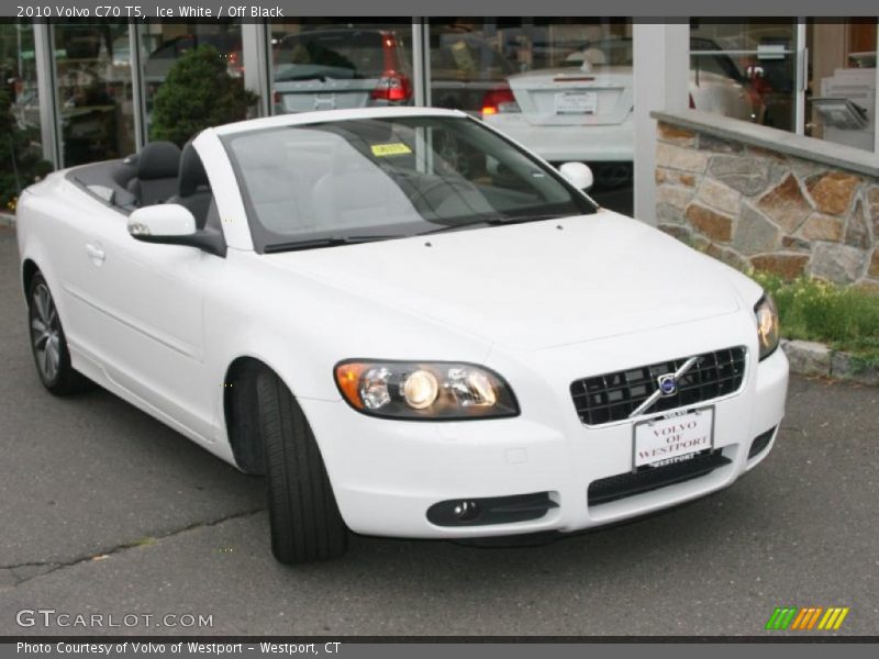 Ice White / Off Black 2010 Volvo C70 T5