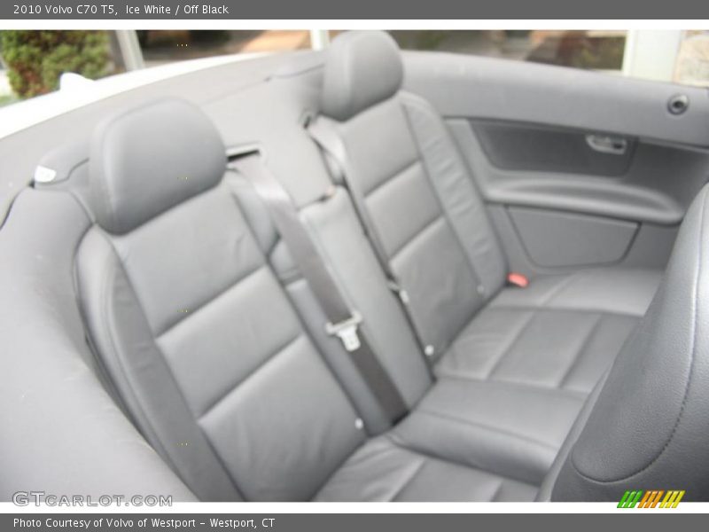 Ice White / Off Black 2010 Volvo C70 T5
