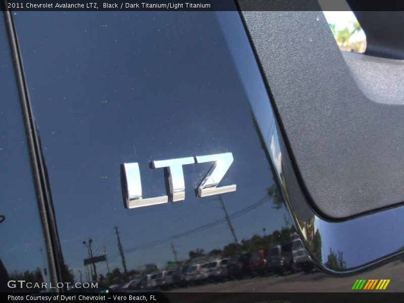 Black / Dark Titanium/Light Titanium 2011 Chevrolet Avalanche LTZ