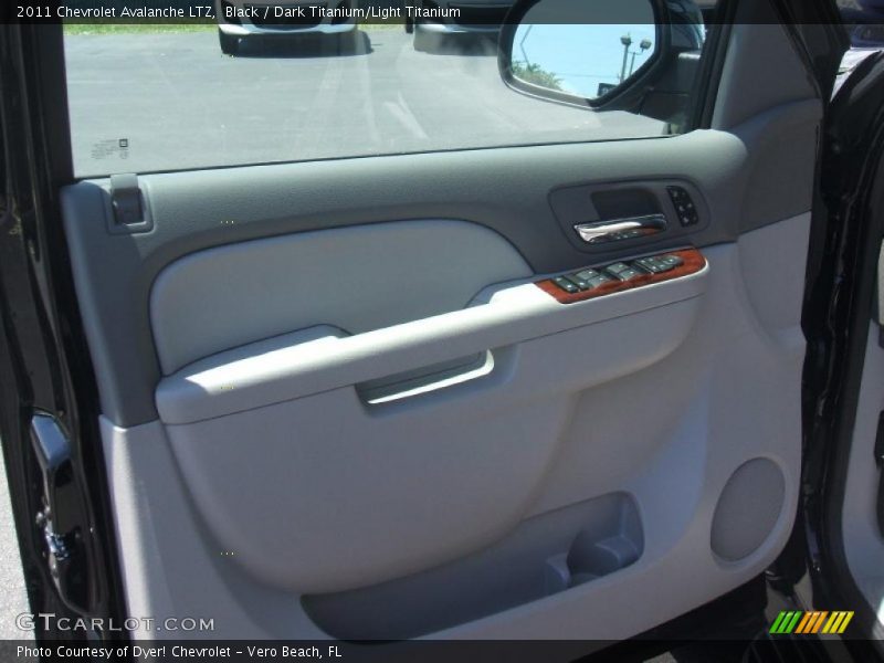 Black / Dark Titanium/Light Titanium 2011 Chevrolet Avalanche LTZ