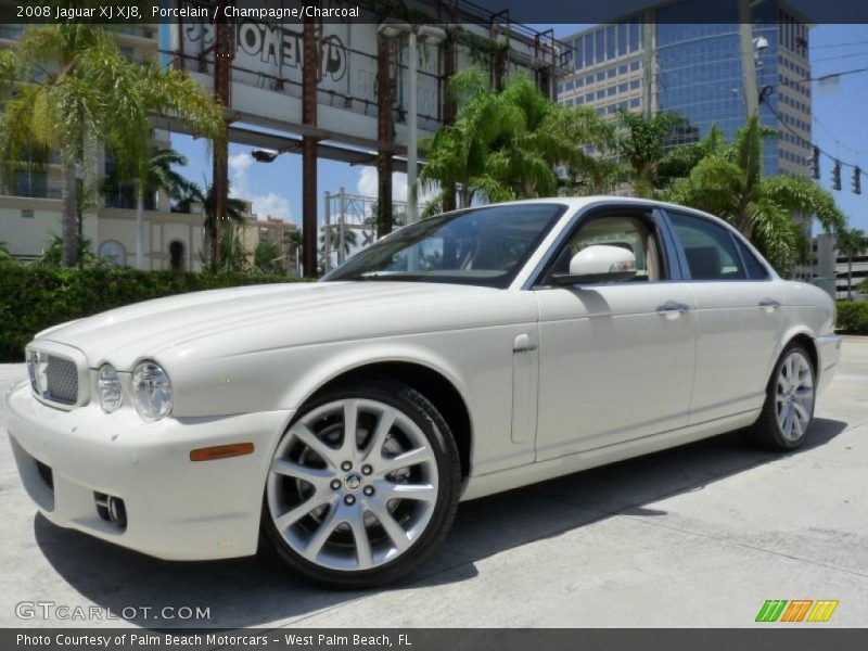 Porcelain / Champagne/Charcoal 2008 Jaguar XJ XJ8