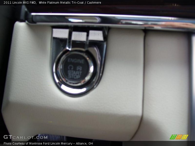 White Platinum Metallic Tri-Coat / Cashmere 2011 Lincoln MKS FWD