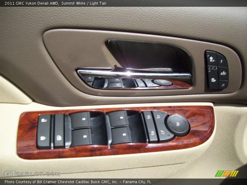 Summit White / Light Tan 2011 GMC Yukon Denali AWD
