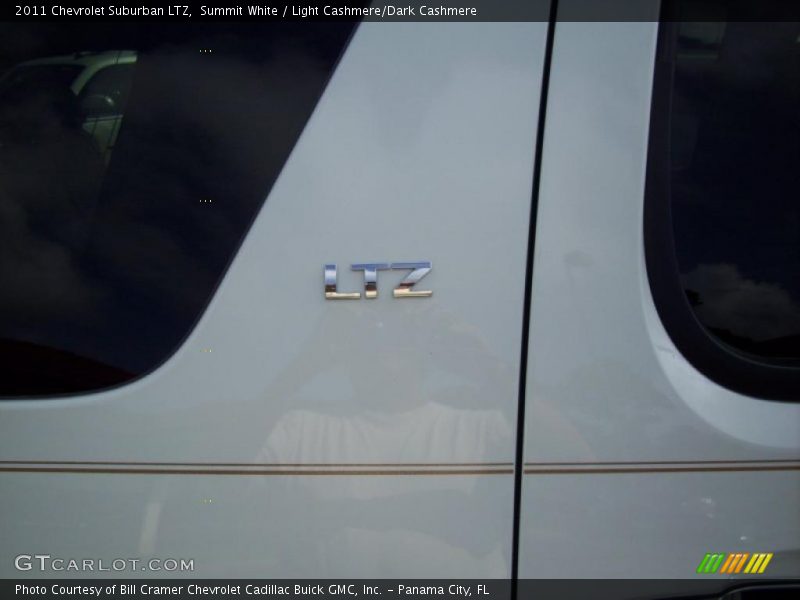 Summit White / Light Cashmere/Dark Cashmere 2011 Chevrolet Suburban LTZ