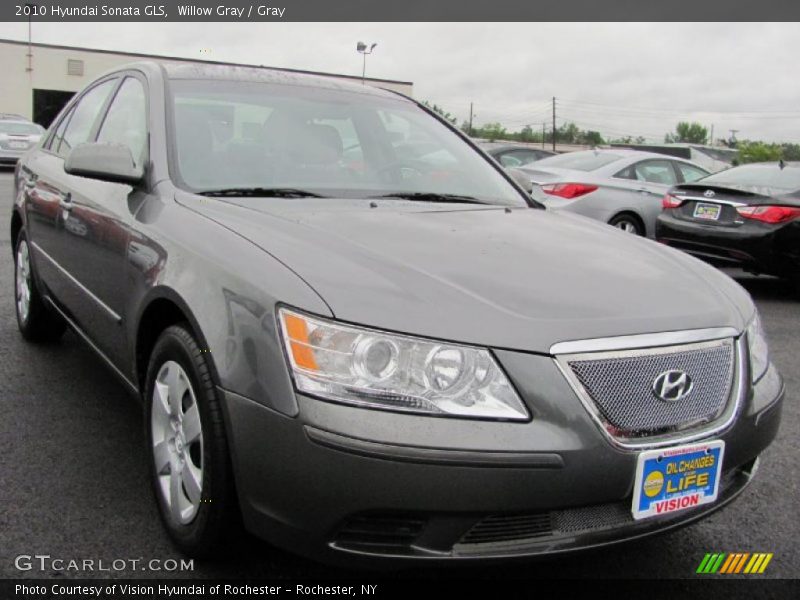 Willow Gray / Gray 2010 Hyundai Sonata GLS