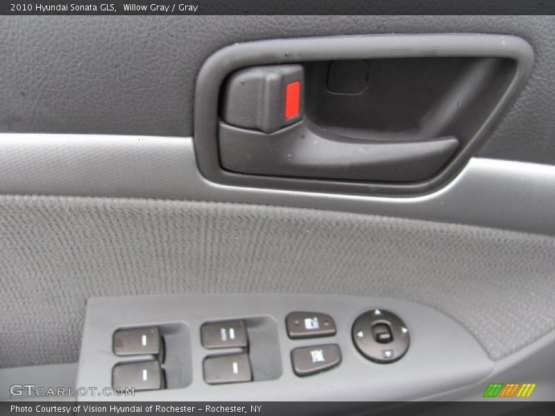 Willow Gray / Gray 2010 Hyundai Sonata GLS