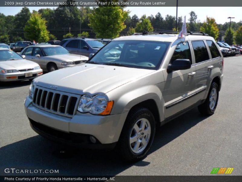 Light Graystone Pearl / Dark Slate Gray Royale Leather 2009 Jeep Grand Cherokee Laredo