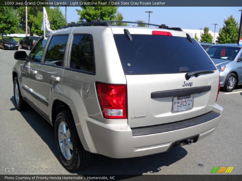 Light Graystone Pearl / Dark Slate Gray Royale Leather 2009 Jeep Grand Cherokee Laredo