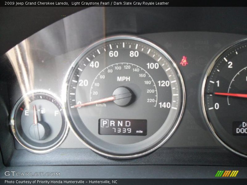 Light Graystone Pearl / Dark Slate Gray Royale Leather 2009 Jeep Grand Cherokee Laredo