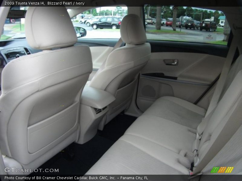 Blizzard Pearl / Ivory 2009 Toyota Venza I4