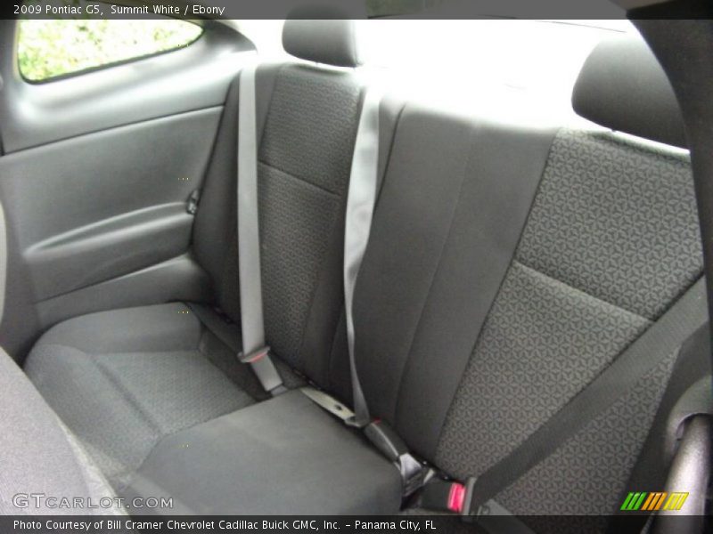 Summit White / Ebony 2009 Pontiac G5