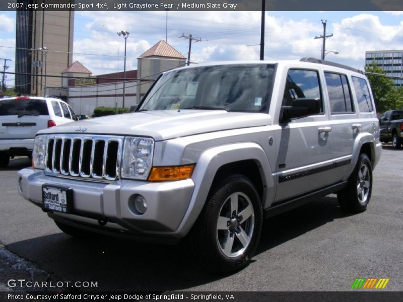 Light Graystone Pearl / Medium Slate Gray 2007 Jeep Commander Sport 4x4
