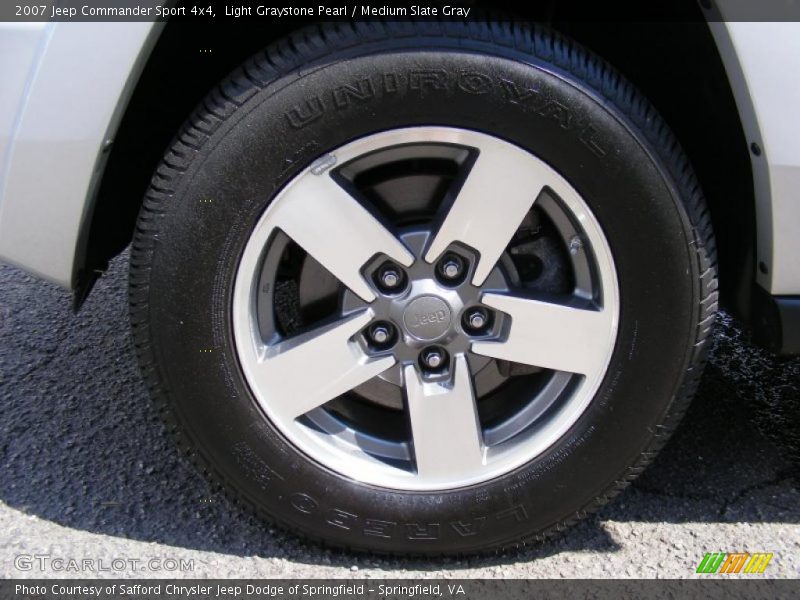 Light Graystone Pearl / Medium Slate Gray 2007 Jeep Commander Sport 4x4