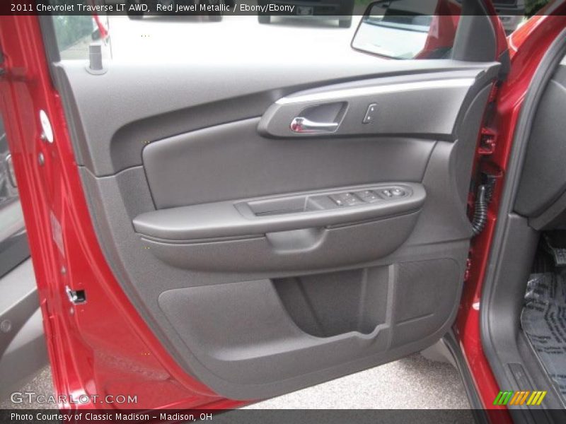 Red Jewel Metallic / Ebony/Ebony 2011 Chevrolet Traverse LT AWD