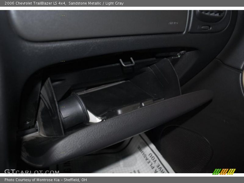 Sandstone Metallic / Light Gray 2006 Chevrolet TrailBlazer LS 4x4