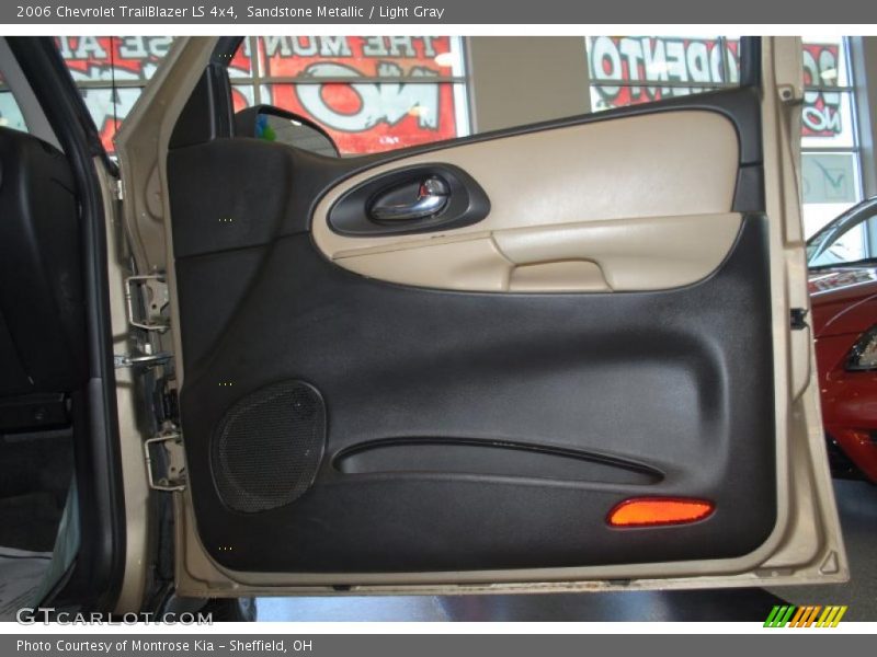Sandstone Metallic / Light Gray 2006 Chevrolet TrailBlazer LS 4x4