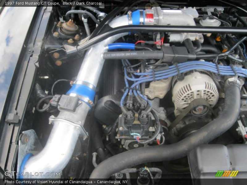 Black / Dark Charcoal 1997 Ford Mustang GT Coupe