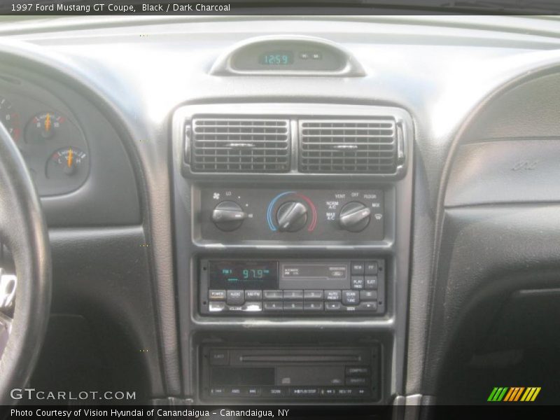 Black / Dark Charcoal 1997 Ford Mustang GT Coupe