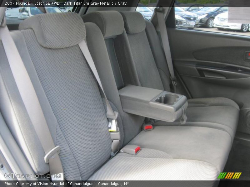 Dark Titanium Gray Metallic / Gray 2007 Hyundai Tucson SE 4WD