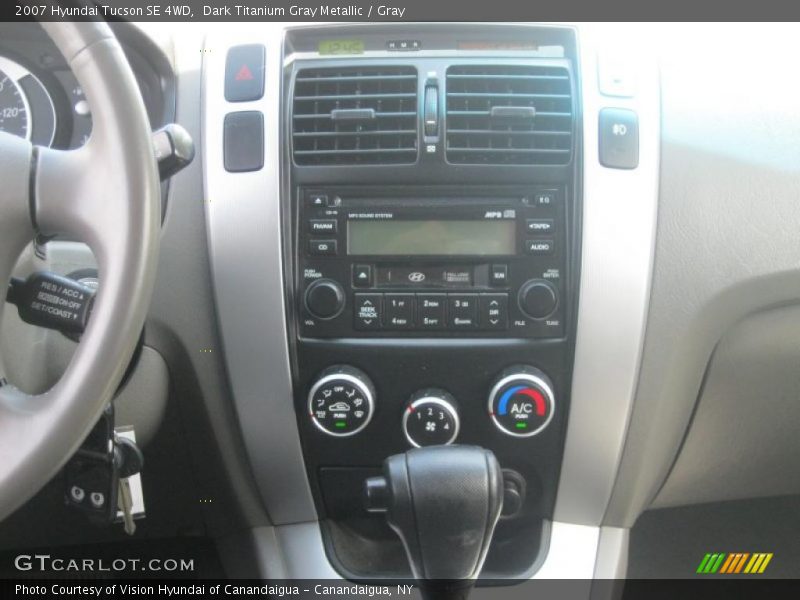 Dark Titanium Gray Metallic / Gray 2007 Hyundai Tucson SE 4WD