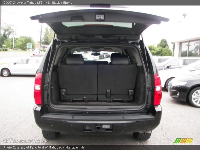 Black / Ebony 2007 Chevrolet Tahoe LTZ 4x4