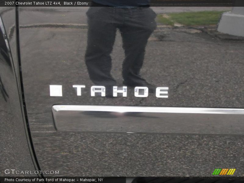 Black / Ebony 2007 Chevrolet Tahoe LTZ 4x4