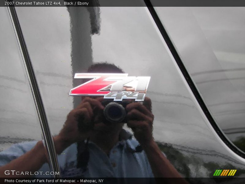 Black / Ebony 2007 Chevrolet Tahoe LTZ 4x4
