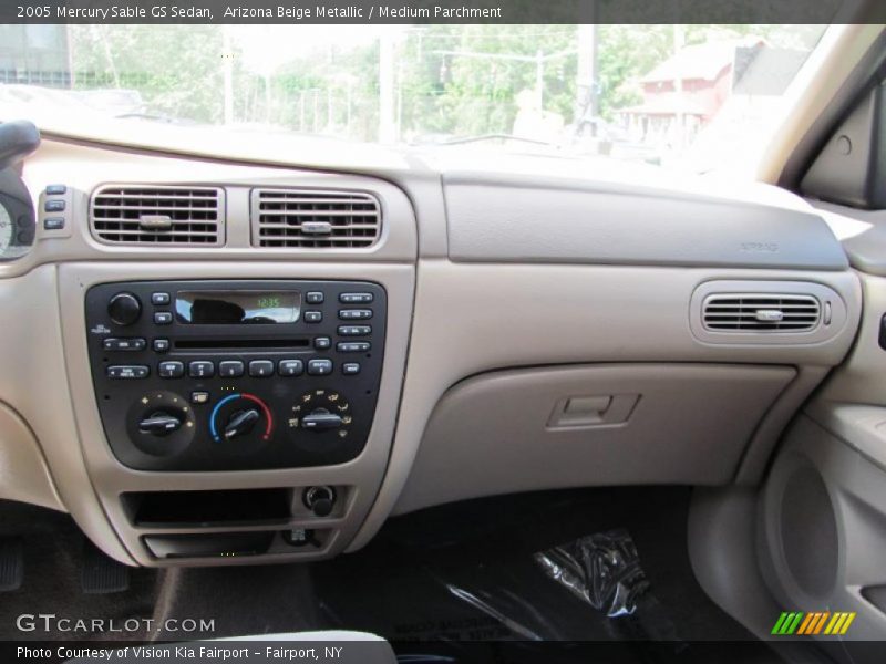 Arizona Beige Metallic / Medium Parchment 2005 Mercury Sable GS Sedan