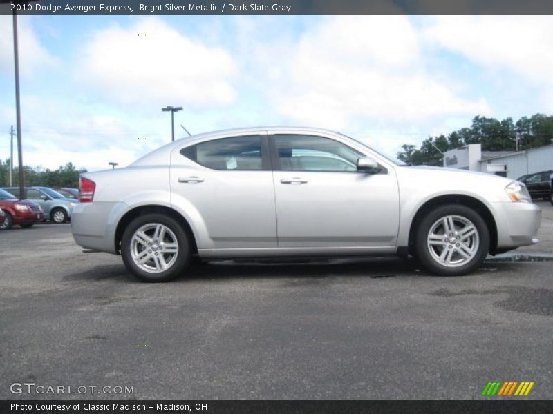 Bright Silver Metallic / Dark Slate Gray 2010 Dodge Avenger Express