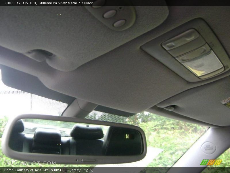 Millennium Silver Metallic / Black 2002 Lexus IS 300