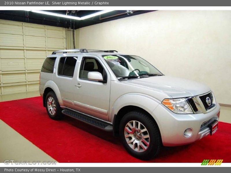 Silver Lightning Metallic / Graphite 2010 Nissan Pathfinder LE