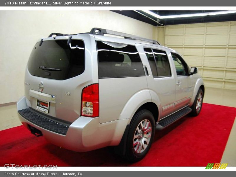 Silver Lightning Metallic / Graphite 2010 Nissan Pathfinder LE