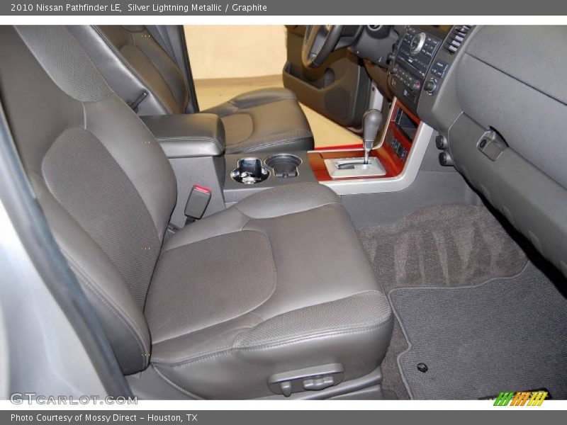 Silver Lightning Metallic / Graphite 2010 Nissan Pathfinder LE