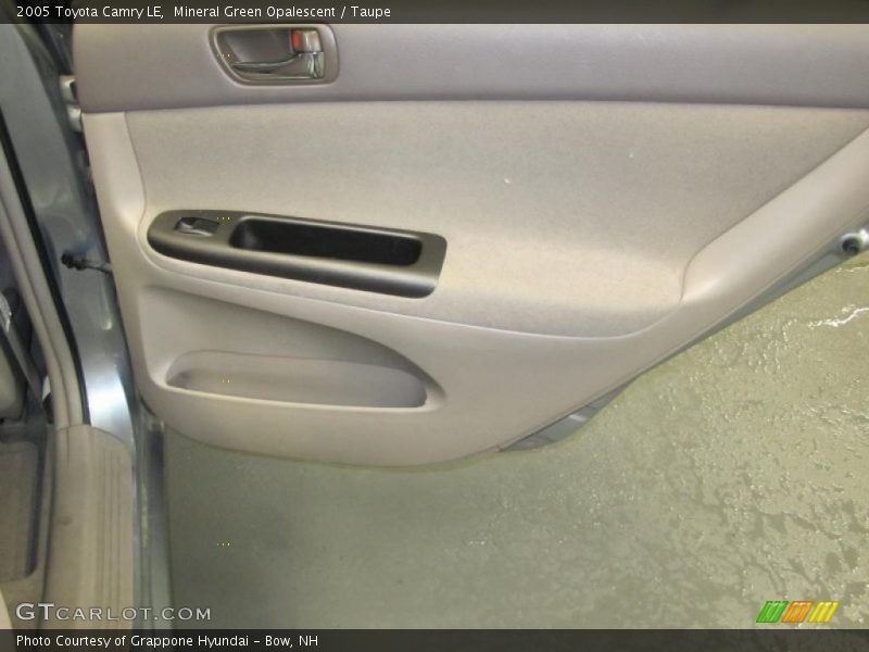 Mineral Green Opalescent / Taupe 2005 Toyota Camry LE
