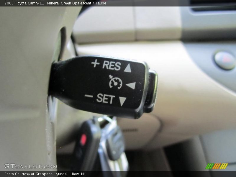 Mineral Green Opalescent / Taupe 2005 Toyota Camry LE
