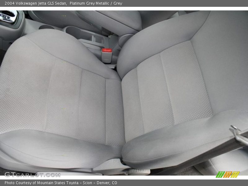 Platinum Grey Metallic / Grey 2004 Volkswagen Jetta GLS Sedan