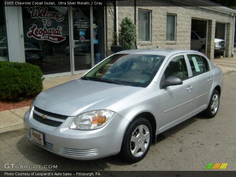 Ultra Silver Metallic / Gray 2005 Chevrolet Cobalt Sedan