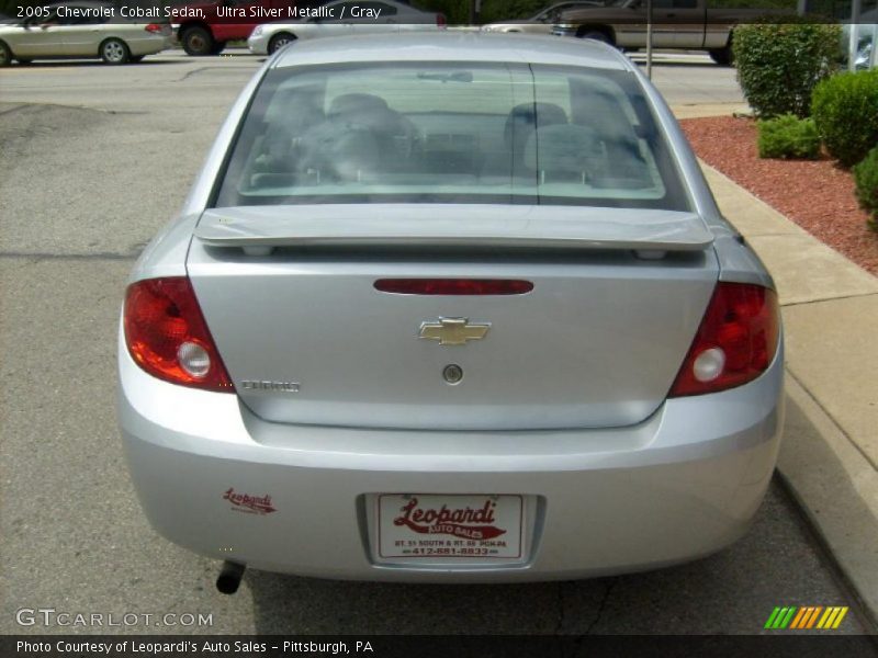 Ultra Silver Metallic / Gray 2005 Chevrolet Cobalt Sedan