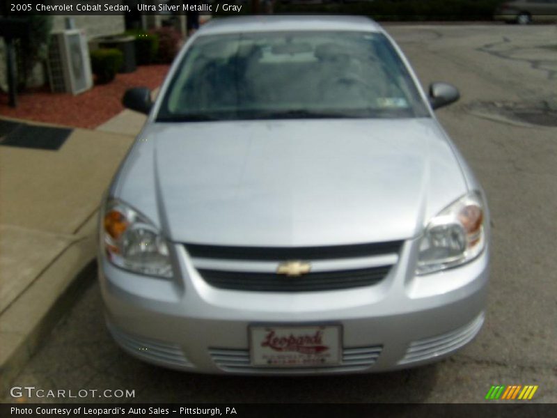 Ultra Silver Metallic / Gray 2005 Chevrolet Cobalt Sedan