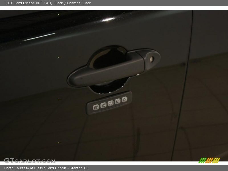 Black / Charcoal Black 2010 Ford Escape XLT 4WD